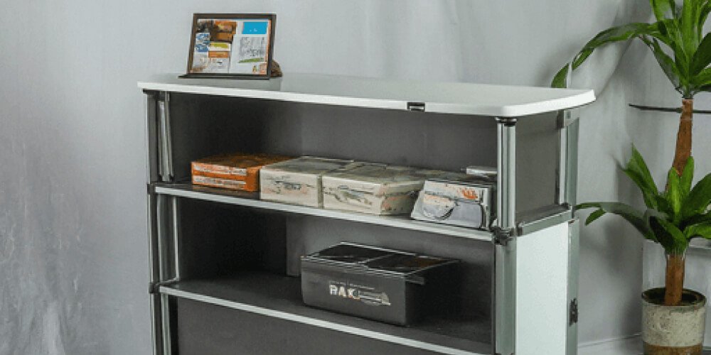 Talk about the storage space in the booth design